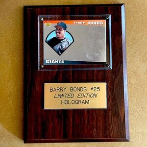 Barry Bonds #25 Limited Edition Hologram.